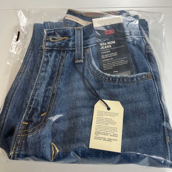 Levi's Premium Women 80s Mom Zip Fly High Rise Tapered Leg Jeans 23x30 Blue NWT - Picture 15 of 15